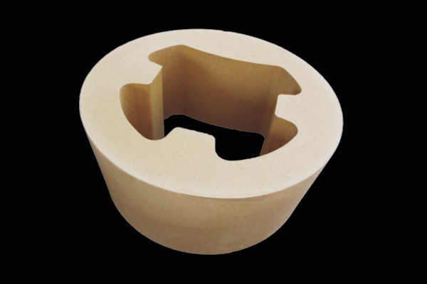 Slag blocking mechanism (sliding board) inlaid with anti-swirl zirconium ring